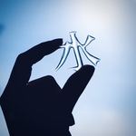 〖クリア〗透明な文字ピアス(イヤリング)〖水〗