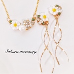 マーガレット×ビジュー　ネックレス  ピアス　セット