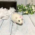 ジャンガリアンハムスター (スノーホワイト) 羊毛フェルト リボン付き