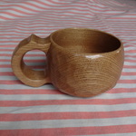イガイガのある栗の木で作った一木彫りのコーヒーカップ