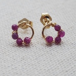 14kgf  ルビー  の小さなサークルピアス