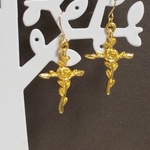 薔薇のクロスのピアス⭐️ゴールドピアス⭐シンプルピアス