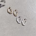 ⚫︎𝚐𝚘𝚕𝚍マットウェーブピアス⚫︎