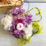 ☸新作 母の日に。フラワーアイアンリース　プリザーブドフラワー　ウェディング　プレゼント　母の日プレゼント　結婚祝い　誕生日祝い　新築祝い 　 
