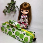 ブライスアウトフィット🍏お出かけポーチ(1人用)リンゴ柄