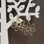 お花のピアス⭐️シンプルピアス