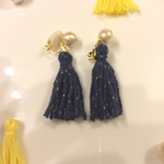 コットンパールとタッセルのイヤリング