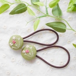 はんなりお花の刺繍くるみボタンヘアゴム⚘キッズ・ベビーにもおすすめ