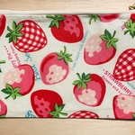いちごのポーチ🍓