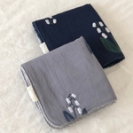 すずらん刺繍ハンドタオル《グレー》