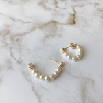 パールのフープピアス