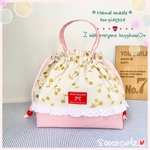 お弁当袋♥︎さくらんぼ柄🍒のキラキラ✨グリッタープリント&オリジナル持ち手付き☆*:.｡
