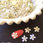 【送料無料】ホワイト お花カボション20個