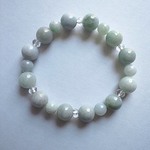 ❁希少❁太古の宝石❁（11mm＆８ｍｍ玉）糸魚川翡翠の天然石ブレスレット