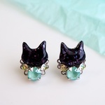 ◇ミントティー◇黒猫とビジューが輝くピアス/イヤリング