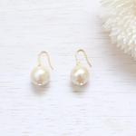 ビッグコットンパールピアス