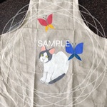猫と蝶のエプロン