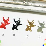 (Dシルバー（白銀）のみ)(5個入)金魚透かしチャーム(上)【8567】