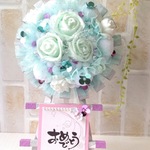 ラメで輝くミニ花輪