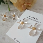 【再販】❀シルバーフラワーピアス❀こちらピアスのみです