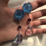 フラワーブルーピアス／イヤリング