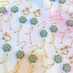 skip flower(イヤリング or ピアス)