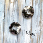 再販【ビーズ】neo monochrome flower paint beads.