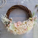 Lune Bonheur＜Rose blanche ＞＊ハーフムーンリース＊プリザーブドフラワー＊お花＊ギフト＊結婚祝い＊新築祝い＊お誕生日祝い＊ウェディング＊母の日