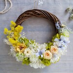 Lune Bonheur＜Mimosa nature＞＊受注制作＊ハーフムーンリース＊プリザーブドフラワー＊お花＊ギフト＊結婚祝い＊新築祝い＊お誕生日祝い＊ウェディング＊母の日