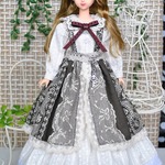 ジェニー　27㎝ doll　ロングワンピース&エプロン