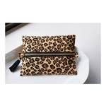 【再販】たくさん入る！ポケットティッシュケース/ファスナー/タッセル★レオパード/Leopard★ギフト/旅行