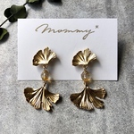 double ginkgo  大ぶりピアス・イヤリング