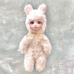 小さなうさぎの着ぐるみドール　白うさぎ