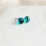 海のグラデーション#73 琉球ガラスの一粒ピアス