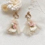 かすみ草とスターフラワーオーガンジーリボンの花束ブーケ＊。イヤリングorピアス