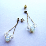 キラキラ！！！クリア&ホワイトオパールのゆらゆらピアス