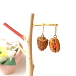 焼きそばパンとカレーパンのピアス