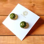 【一粒ピアス】オリーブグリーン キャンディビジュー