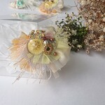 春の贈り物 ポニーフック ～フリージア～