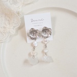 〈イヤリング〉silver flower × pearl earring