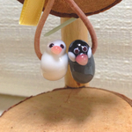 文鳥のとんぼ玉ストラップ