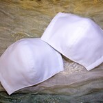 送料込✥立体３重さらし綿100％白マスクインナー＆ゴムひも✥２枚セット(大人用／男女兼用）【しっかりタイプ】
