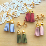 THANKS♡100fav♡秋冬にぴったり♡レザータッセルのイヤリング