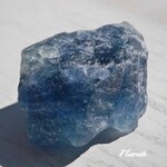 現物☆天然石フローライト(ブラジル産)大きめ原石 約40g ブルー蛍石 ラフロック穴なし鉱石鉱物テラリウムアクセサリー素材[flu-200414-01]