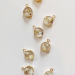 new!【4pcs yellow color】天然石風チャーム