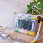 【1717-piyo様専用】透明ポケットに入れたままスマホが操作できるスマホポシェット/水彩カラー
