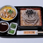 『ざるそばとカツ丼セット♪』（ミニチュアフード）
