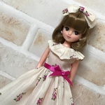 リカちゃんサイズ　22cmドールサイズ　バラの囁き🌹