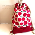 体操服入れ　ナップサック  お着替え袋　❇︎ りんご