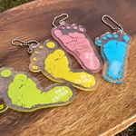 【名入れギフト】オーダーメイド＊足型キーホルダー　お名前キーホルダー　【出産祝い・母の日ギフト】